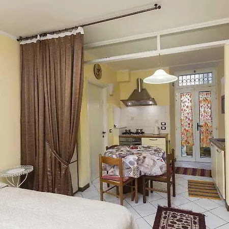 דירה Annina's House ורנה